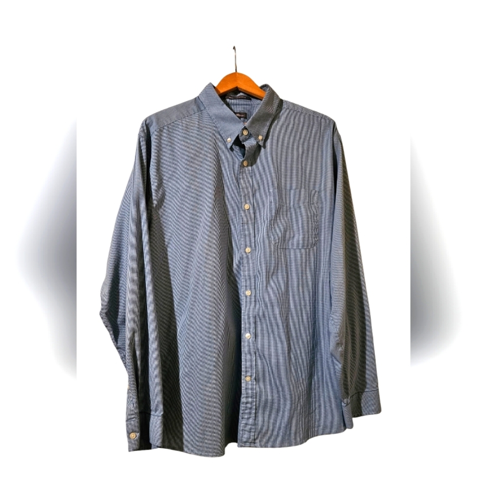 COPY - 2XL Eddie Bauer men's blue plaid long sleeved button-down shirt, worn on…